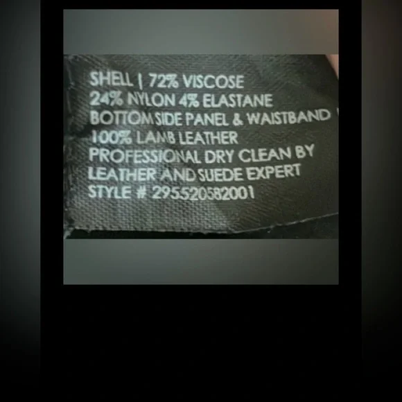 Club Monaco Mini Skirt Lambskin Black Leather Details Flared High Waisted size 2 - Picture 8 of 8